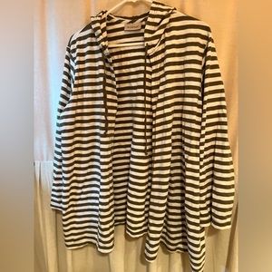 Avenue hooded knit jacket/sweatshirt